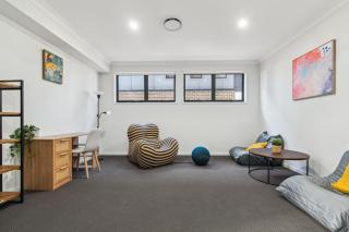 Brand New 6BR Holiday Home Beach and Shop Workspace - Victoria Point - 9