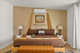 Bighorn Oasis with a Hot Tub - Twentynine Palms - 9