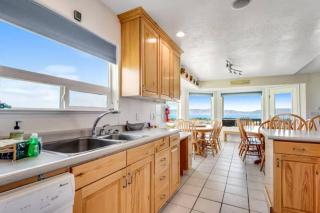 Sail Boat Manor - Garden City - 7