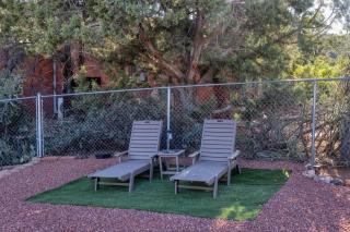 Peaceful Desert Hideaway - 8