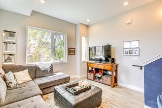 2 Mi to Ball Arena Townhome with Rooftop Patio - 8