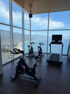 OCEAN FRONT APT - Majestic views - Close to Malecon - 9