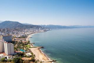 OCEAN FRONT APT - Majestic views - Close to Malecon - Puerto Vallarta - 4