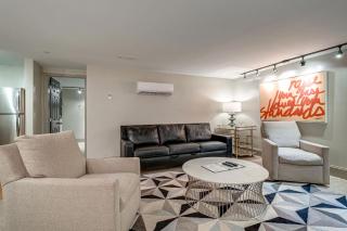 Charming Stay for 4 in Family DT Walk to Broadway - 5