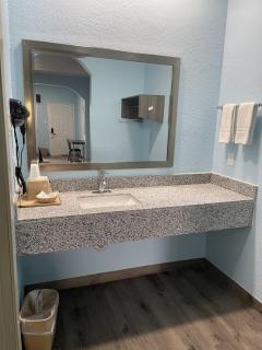 Super Stay Inn By OYO Humble IAH East - Humble - 5