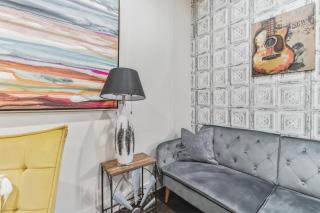 Dream Condo in Desirable West End - 5