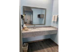 Super Stay Inn By OYO Humble IAH East - Humble - 2