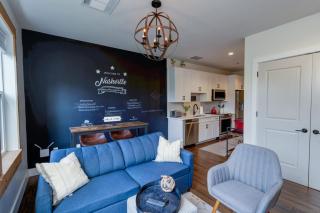 Charming Historic Loft near Centennial Park - 1