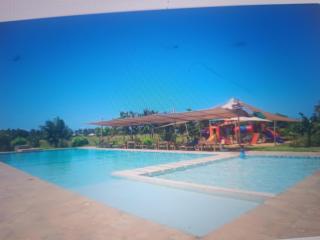 Shades of gold - Vipingo - 3
