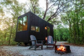 Postcard Cabins Machimoodus - - 2