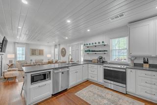 Bungalow off Floyd St in the heart of Covington bungalow - Covington - 7