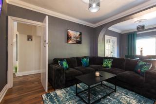 Large House for Groups with Huge Driveway - FREE PARKING - Middlesbrough - 9