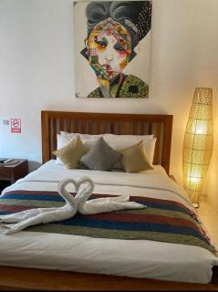 RBE Hotel Kuta - 1 Minute to Airport by Micky Studio - - 3