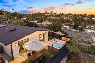 Dog-Friendly House with Hot Tub, AC, Game Room - Oceanside - 8