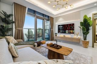 Dive Into Luxury with Infinity Pool & Burj Khalifa - 9