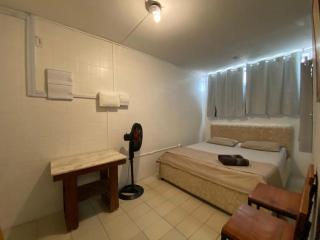 Quarto com cozinha e banheiro privado 130m da praia 5 - 8