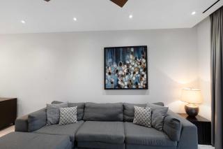 Two Bedroom Condo at One Cable Beach with Patio - 2