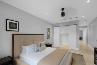 Two Bedroom Condo at One Cable Beach with Patio - Nassau - 2