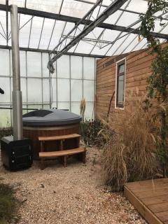 Unique Tiny House close to Ams Airport with Hottub - Rijsenhout - 9