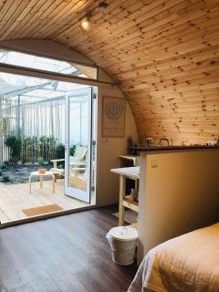 Very unique 'tiny house' with Hottub - 8