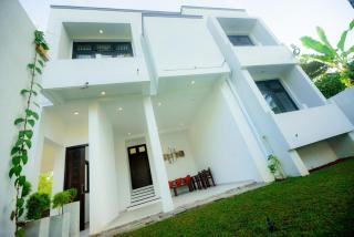 Cozy Deluxe Room Near Ambalangoda Beach - Ambalangoda - 1
