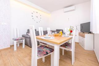 Apartment Simun - Ražanj - 4