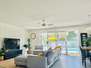 The river retreat with pool - Tweed Heads - 0