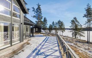 Amazing Home In Årjäng With Lake View - 9