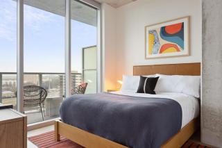 Luxe High Rise near DT Austin w Views Rooftop Pool Gym Luxe Amenities - Austin - 6