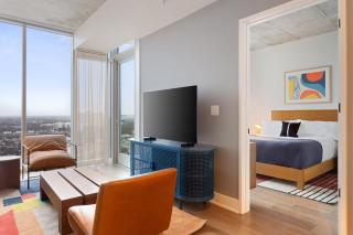 Luxe High Rise near DT Austin w Views Rooftop Pool Gym Luxe Amenities - Austin - 4