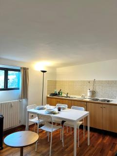 Stadio e ippodromo a due passi, Parking, Metro e Wifi - Milan - 5
