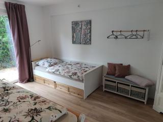 City Nest - Große gemütliche Ferienwohnung mit Terrasse, zentral gelegen, für Paare, Familien und Hunde! - Göttingen - 8