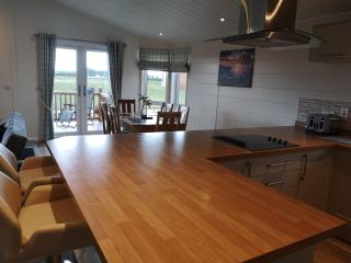 Oak Tree Holiday Lodge - Suffolk - Stonham Aspall - 6