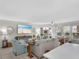 Hidden Dunes Cottage 216 by Newman-Dailey - Destin - 5