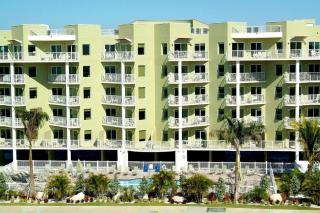 Crystal Palms Treasure Island Retreat Steps from the Beach - 3