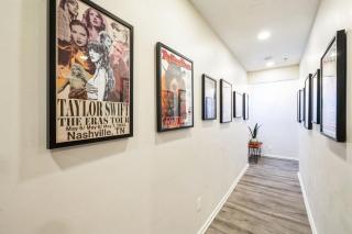 2 BDR Riverfront Living in Downtown Nashville - 6