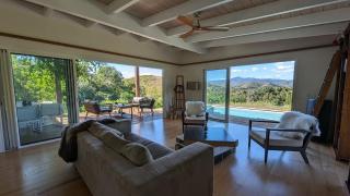 Peaceful house in nature, with views of rolling hills - Bourail - 8