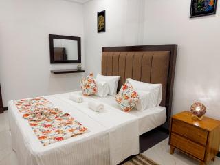 Shelo Transit Hotel - Katunayake - 1