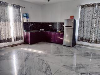 Green Retreat Noida - 2BHK Farm with Pool & Lawn - Greater Noida - 8