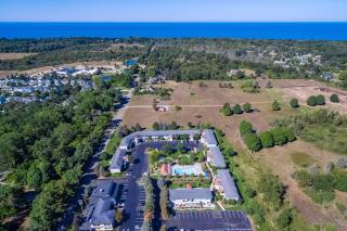 Northern Light Condominiums: Condo 12 - Douglas - 4
