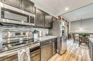 Hot Tub and Mtn Views Home Near Hiking in Ruidoso! - 1