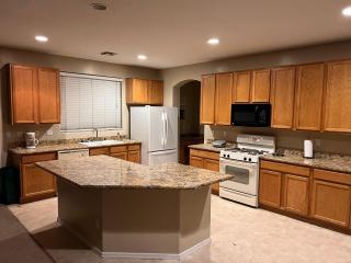 Goodyear 2 Story Room 3 - 8