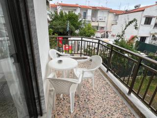 PELEKAN rooms and apartments ATHINA 22 - 1