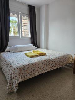 PRECIOSA HABITACIÓN CENTRO MALAGA ENFRENTE EL CORTE INGLÉS ESTACION DE TREN Y METRO LA MEJOR ZONA DE MALAGA casco antiguo - Malaga - 2
