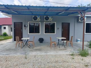 Roomstay Floral - - 1