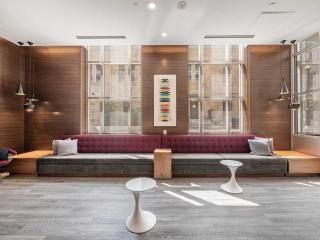 Prime Downtown Condo - St Lawrence Parking - 9