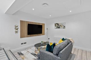 Luxe Haven - 2 min from Station - Free Parking - Courtyard - Swindon - 7