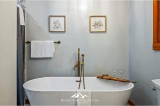 Serene Escape Minutes from Smoky Mountain Fun - Pigeon Forge - 5
