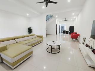 Ipoh Home Story Newly Renovated Bercham Landed Double Storey - Ipoh - 8