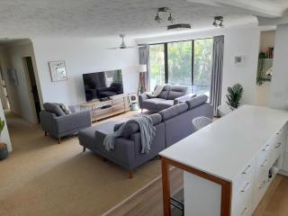 Burgess @ Kings Beach Apartments - Caloundra - 7